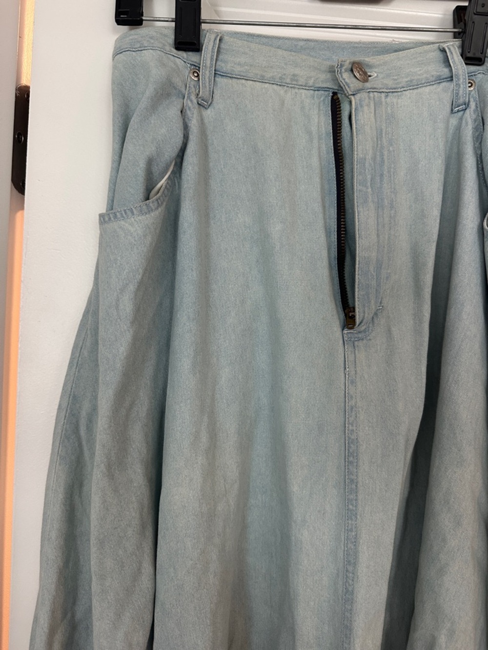 Light Blue Denim Maxi A-Line Women's Skirt with Front Zip - Picture 3 of 9